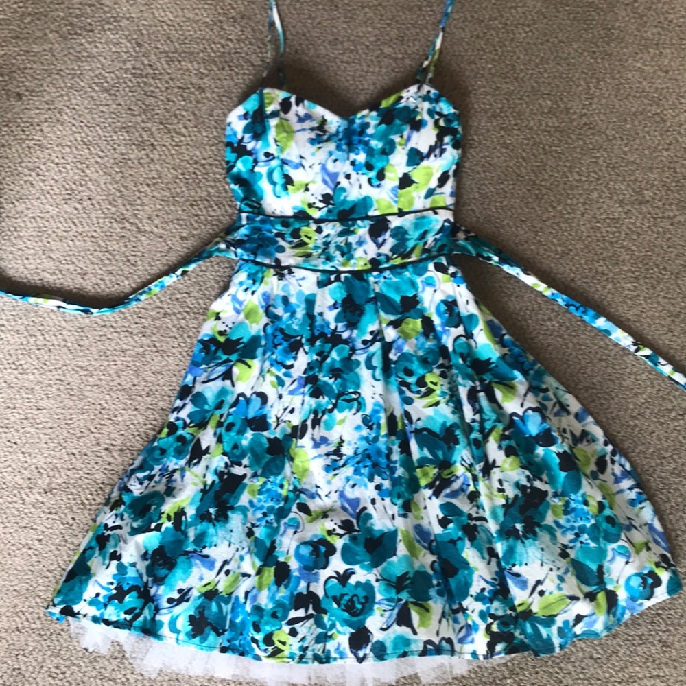 B. Darlin dress size 1/2